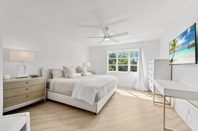 Building Photo - 288 Seabreeze Cir