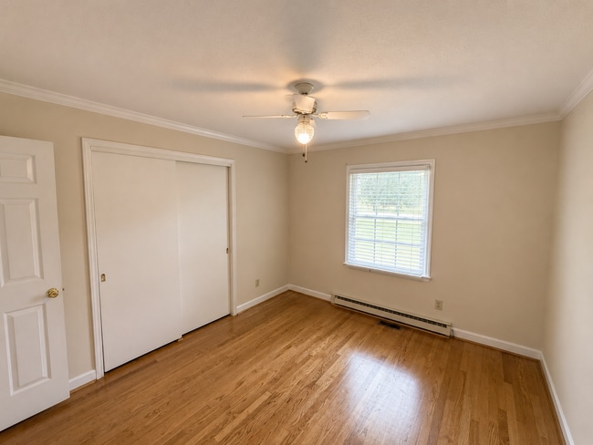 Building Photo - 3562 Durham St Ext
