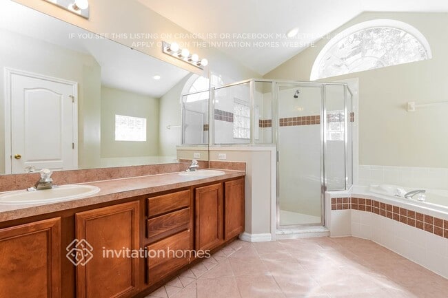 Building Photo - 11507 Grand Bay Blvd