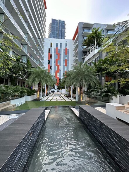 Building Photo - 47 NW 30th St