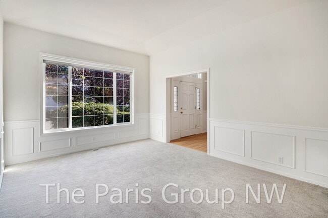 Building Photo - Extraordinary 3463sf Newcastle Home * Amazing Outdoor Spaces * A/C