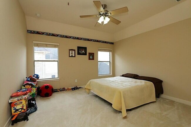 Building Photo - 5 Bed Single-Family Home for Rent in Grand Lakes, Katy 77494 with Lake Views & Pool