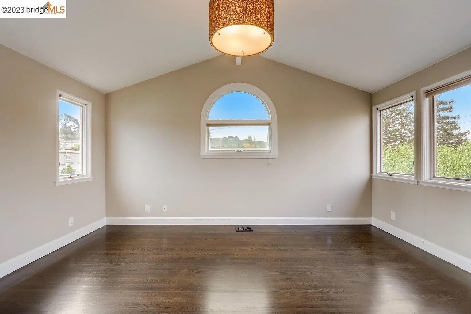 Master bedroom - 2 Morrill Ct