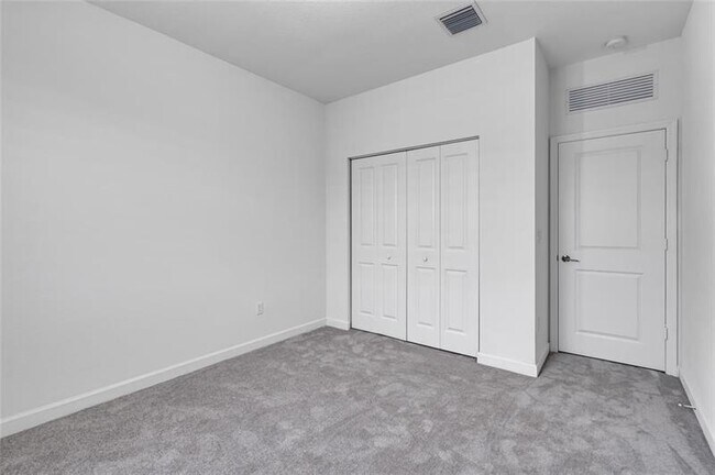 Building Photo - 260 SW 159th Way