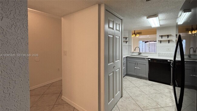 Building Photo - 1186 NW 123rd Ct