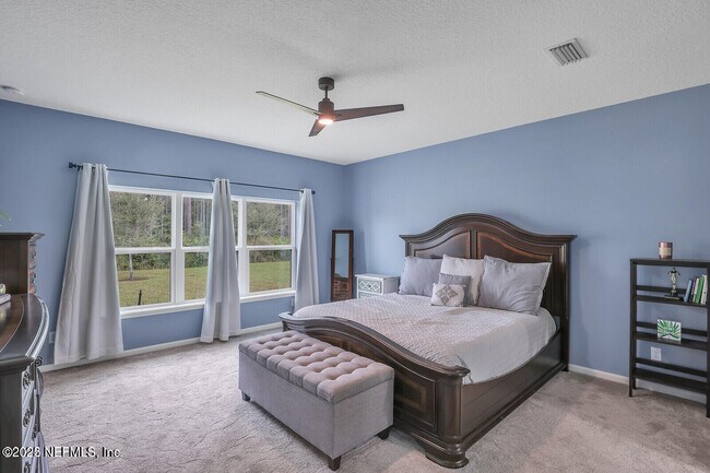 Building Photo - 268 Hutchinson Ln