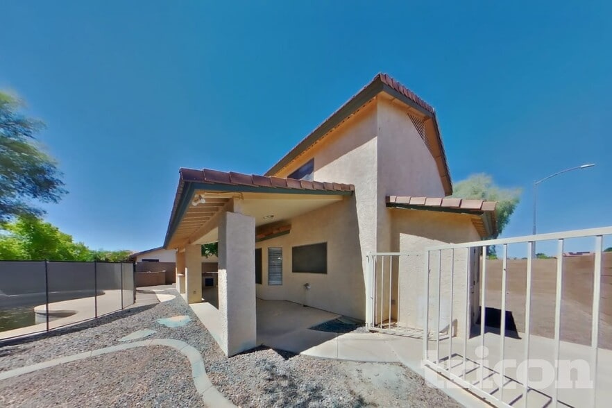 Building Photo - 16191 N 157th Dr