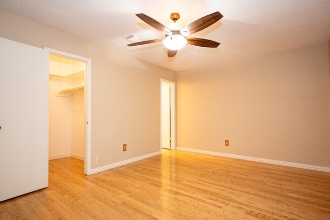 Building Photo - 22811 Elkana Deane Ln