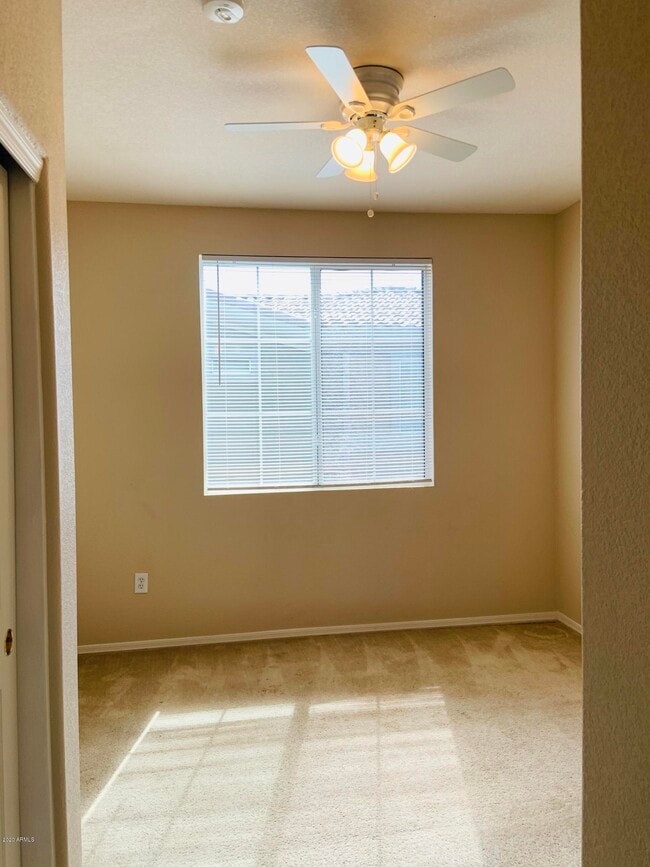 Building Photo - 18250 N Cave Creek Rd