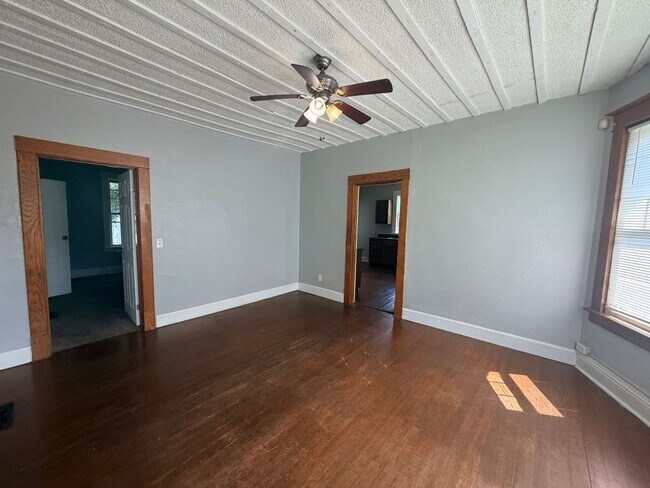 Building Photo - 2619 N Brady St