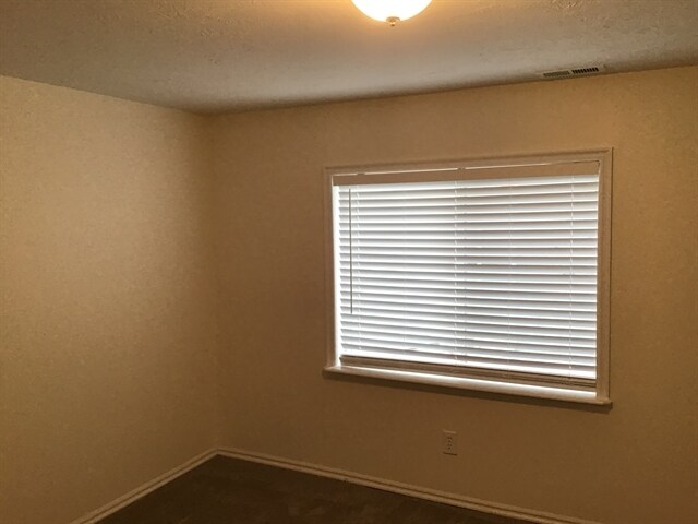 Building Photo - 8359 Sawtooth Oak Dr