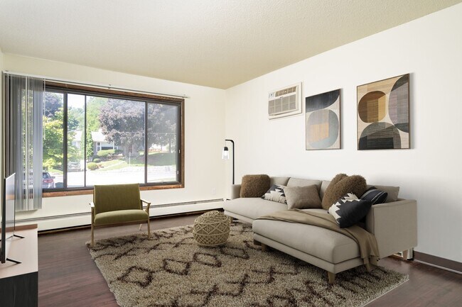 Building Photo - Xerxes Manor Apartments