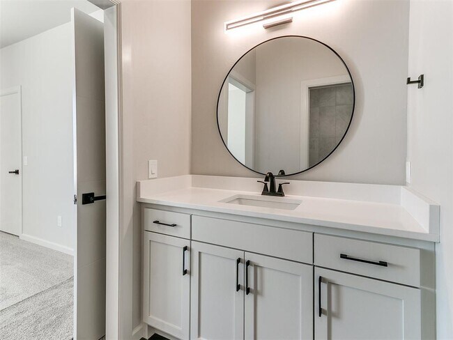 Building Photo - 25198 Scarlett St