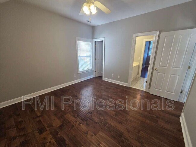 Building Photo - 315 Shadow Creek Dr