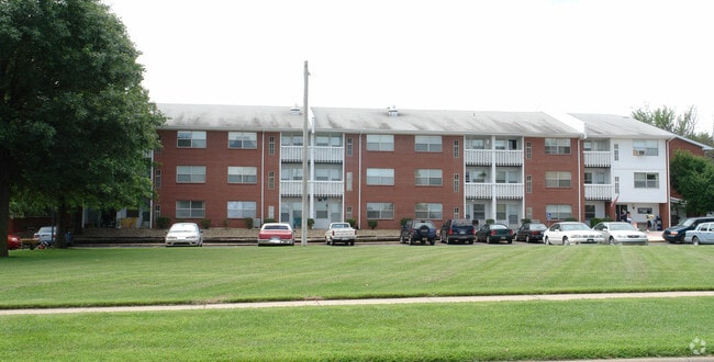 Primary Photo - Shadybrook Senior Apartments