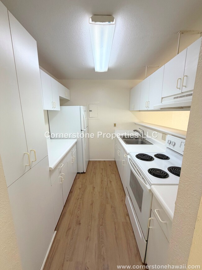 Building Photo - 46-269-269 Kahuhipa St