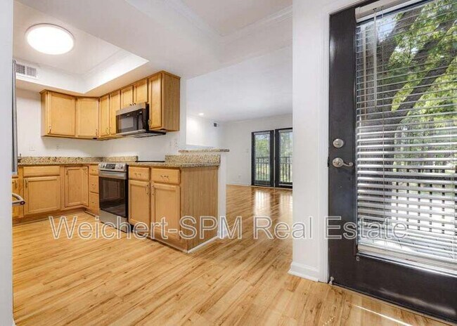 Building Photo - 1847 Gray Ridge Cove