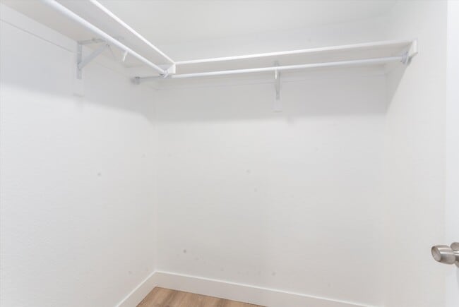 Building Photo - 1465 S Eaton St