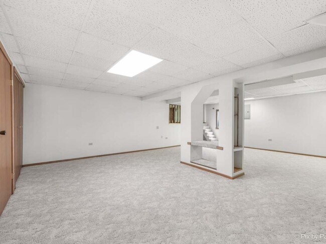 Building Photo - 1412 Rolling Grove Ct