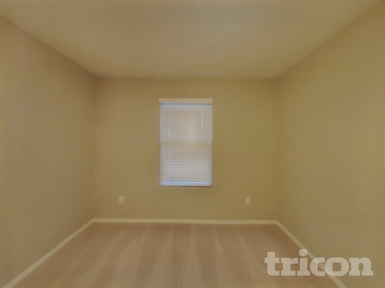 Building Photo - 1704 Claireborne Court Little Elm TX