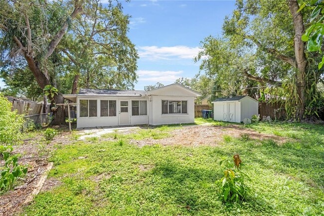 Building Photo - 4715 W Knights Ave