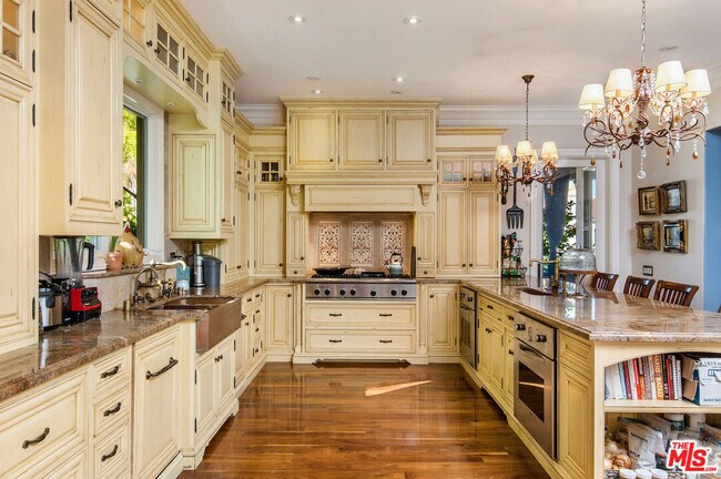 Building Photo - 24908 Bella Vista Dr