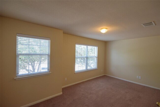 Building Photo - 2730 Granite Creek Dr