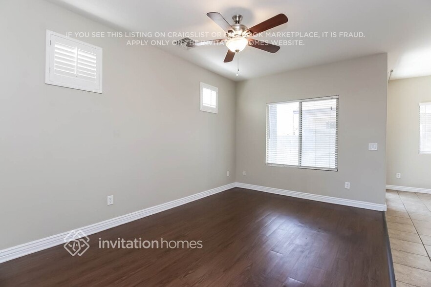 Building Photo - 254 S Aaron