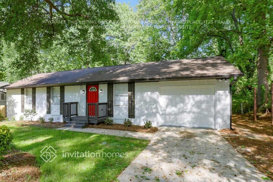 Primary Photo - 1136 Woodleigh Rd SW