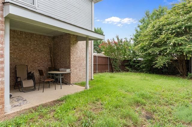 Building Photo - 1446 Creekview Dr