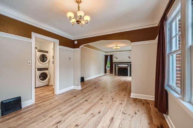 Building Photo - NEW BEST PRICE at $2,195 Fully Rehab 3 Bed...