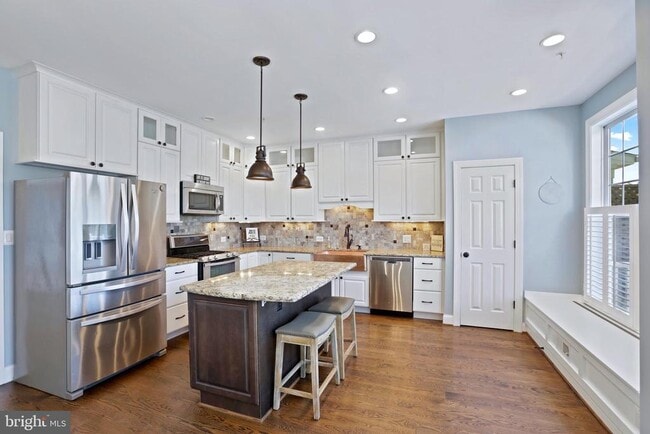 Building Photo - 42997 Mill Race Terrace