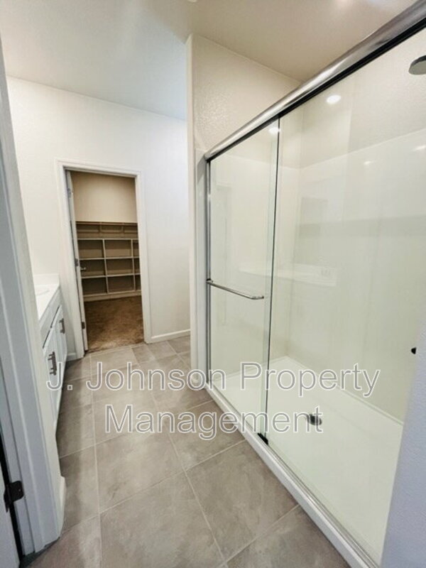 Building Photo - 3115 Tinsley St