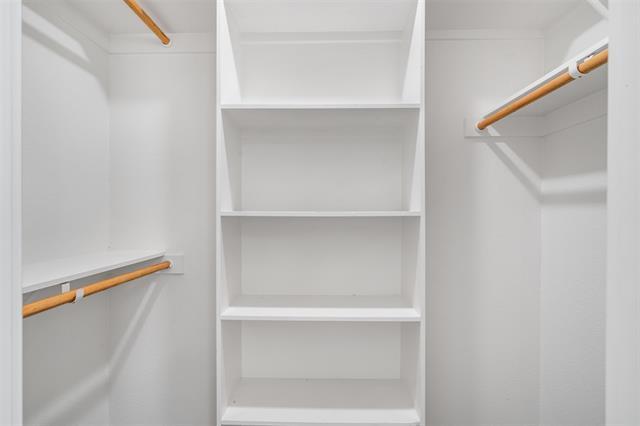 Building Photo - 226 W Bond St