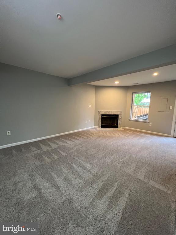 Building Photo - 3104 Dynasty Dr