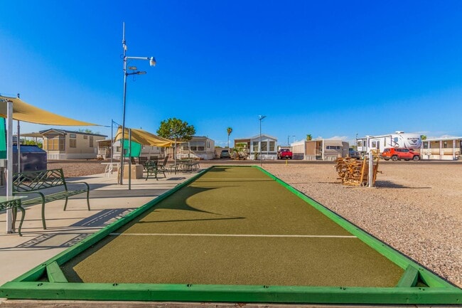 Building Photo - 9985 N Pinal Ave
