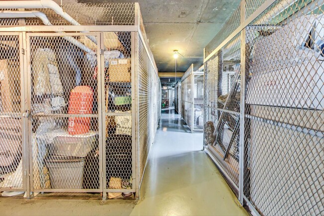 Building Photo - 3100 N Lake Shore Dr