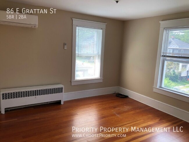 Building Photo - 86 E Grattan St