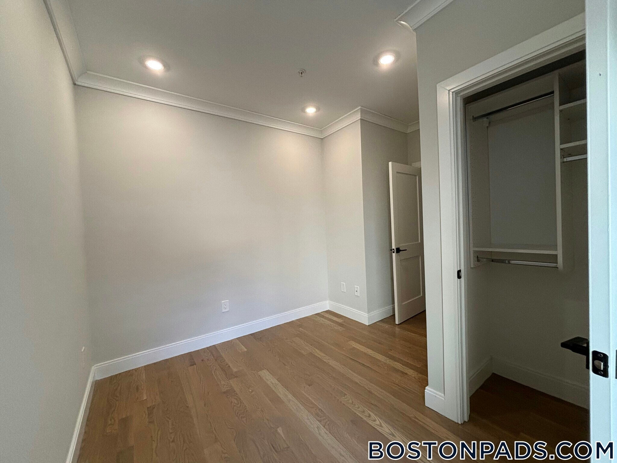 Building Photo - 47 Englewood Ave