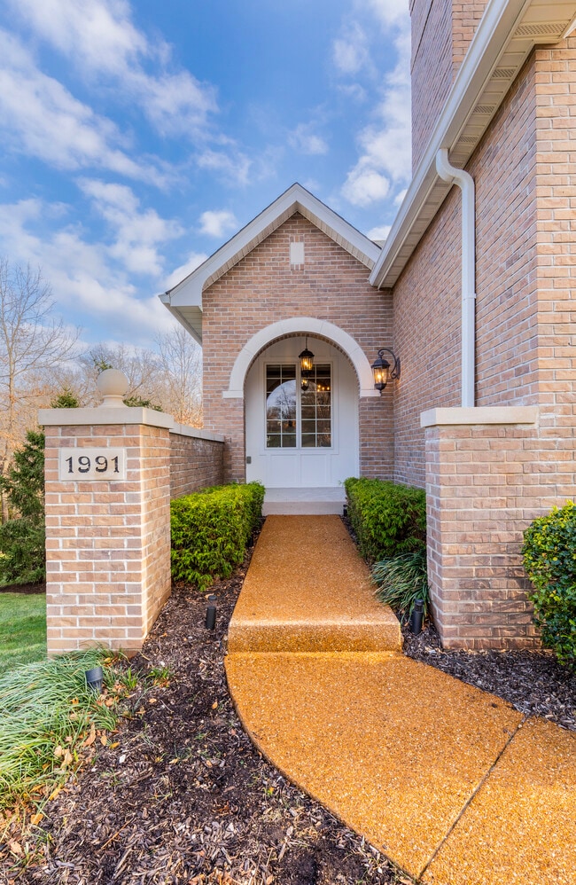 Building Photo - 1991 Chesterfield Ridge Cir