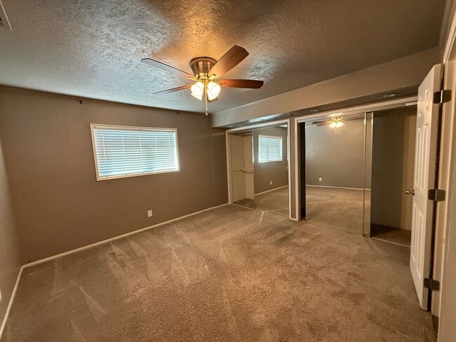 Building Photo - Peaceful Setting with Central Location!