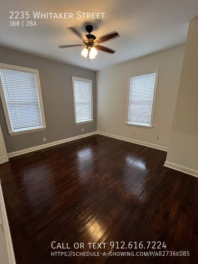 Building Photo - "Spacious 3-Bed, 2-Bath Duplex with Granit...