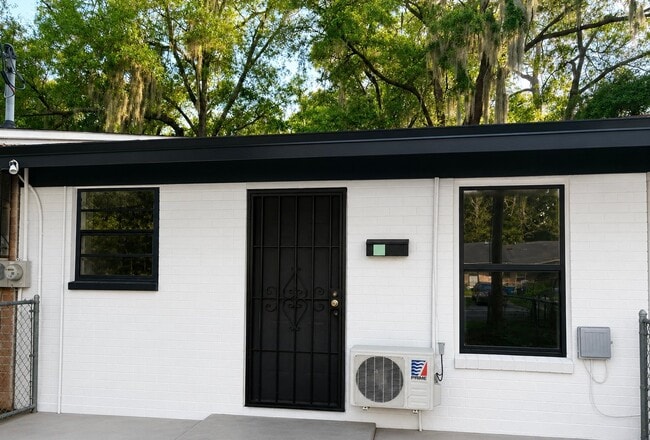 Building Photo - 7224 Rutledge Pearson Dr