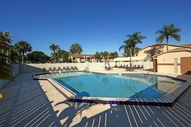 Building Photo - 9466 Boca Cove Cir