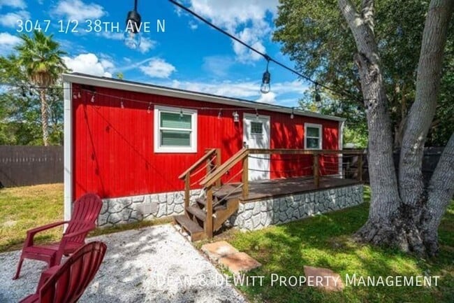Building Photo - 3047 38th Ave N