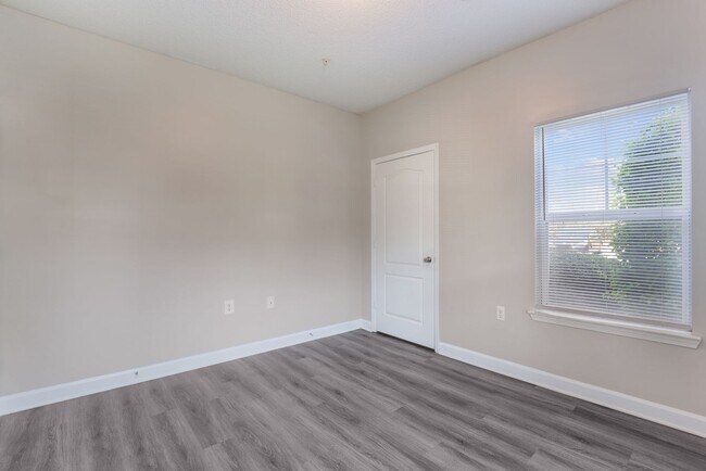 Building Photo - 1 Bd 1 Ba Peterman Floorplan