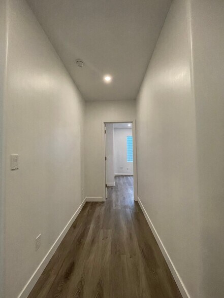 Building Photo - 6373 S Largo Vis Dr