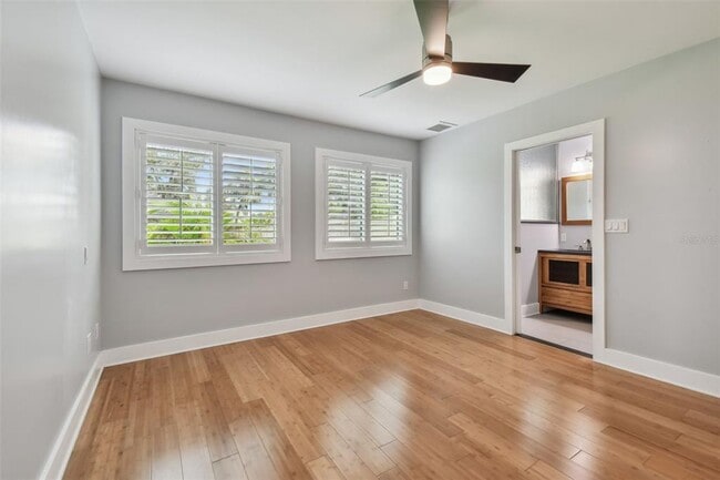 Building Photo - 340 Mehlenbacher Rd