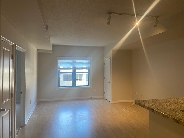 Building Photo - 1111 25th St NW