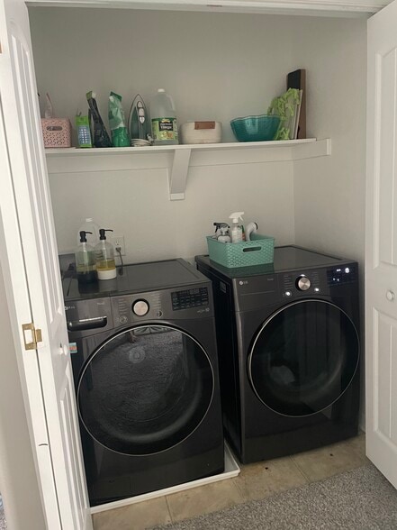 Laundry - 5500 Curtis Breathwaite Ln